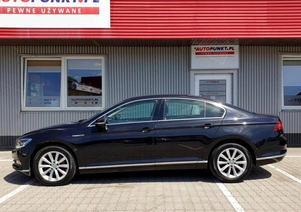 Volkswagen Passat cena 82900 przebieg: 141266, rok produkcji 2017 z Krzanowice małe 46